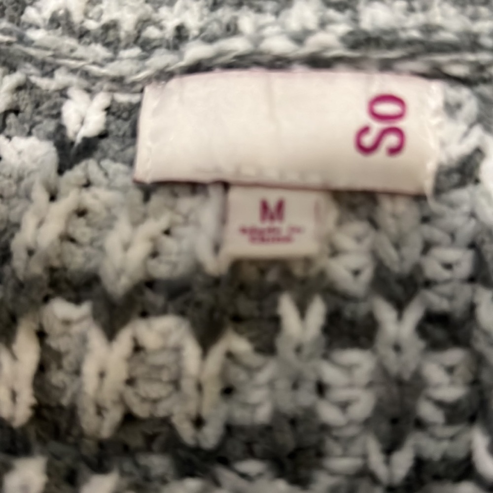 Cropped sweater - Picture 2 of 3